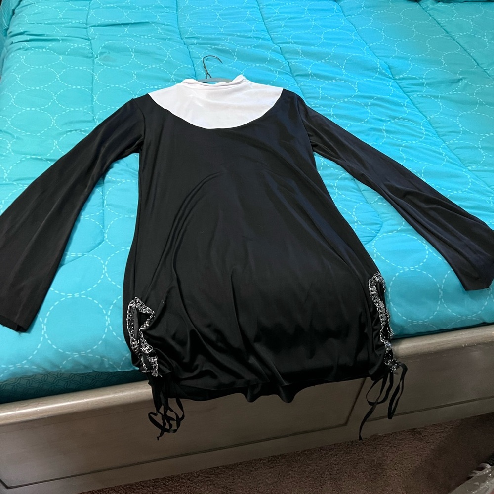 Small nun costume